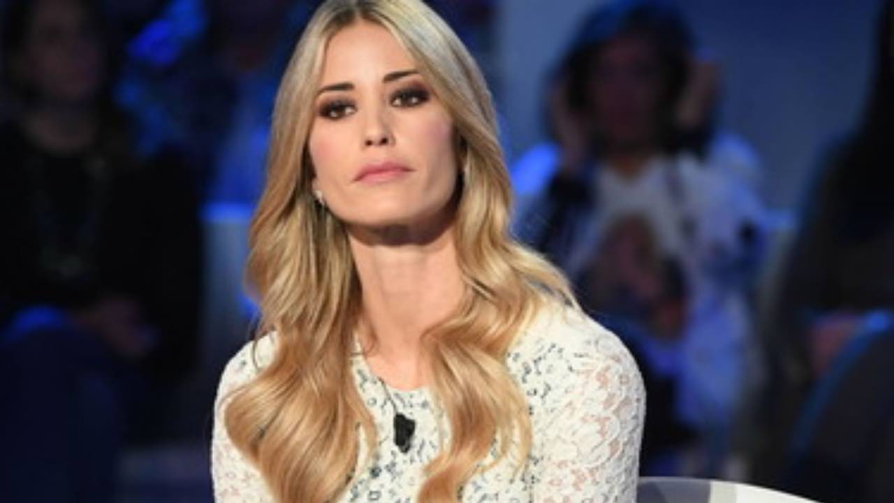 Elena Santarelli lotta cancro